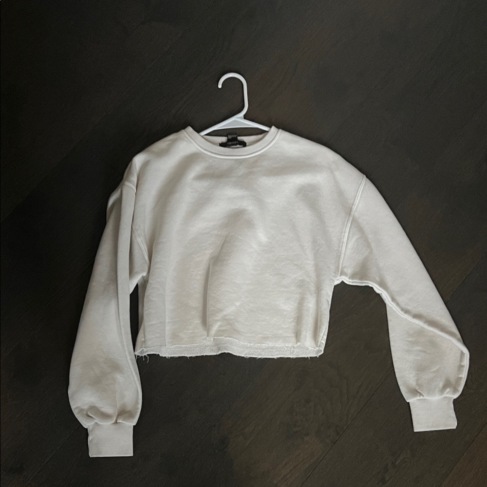 Forever 21 Cream Cropped Sweatshirt